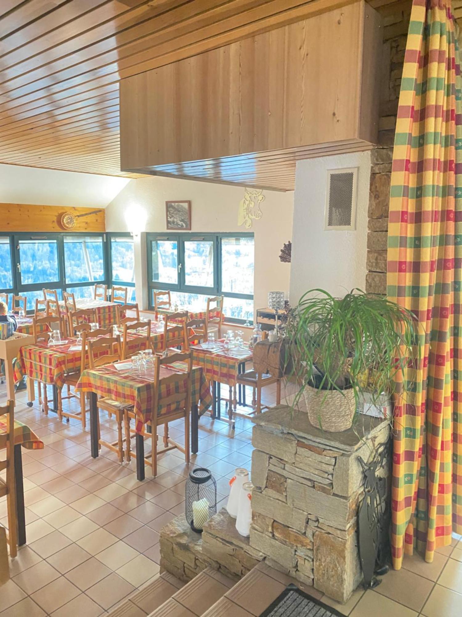 Auberge Le Bois Du Cornet La Forclaz Dış mekan fotoğraf