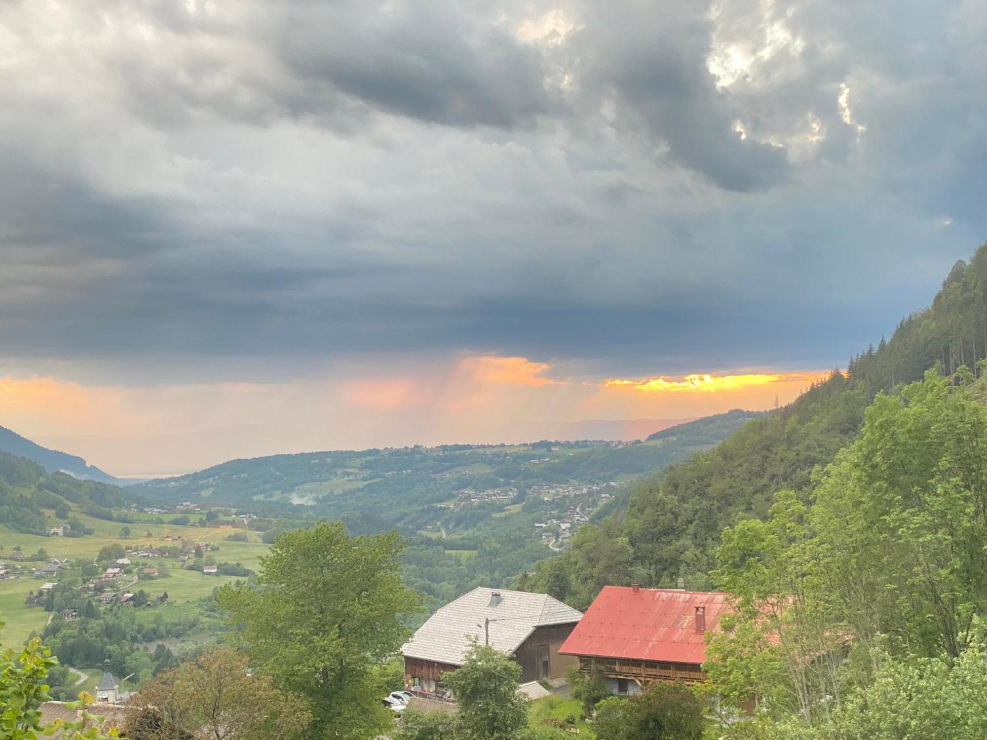 Auberge Le Bois Du Cornet La Forclaz Dış mekan fotoğraf