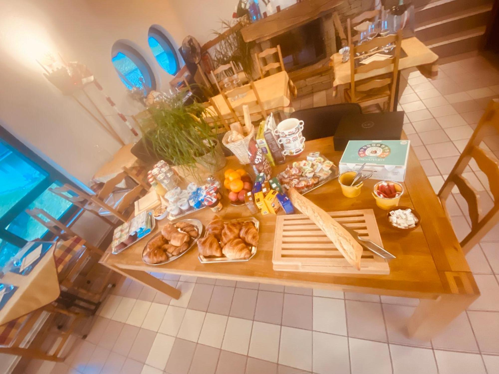 Auberge Le Bois Du Cornet La Forclaz Dış mekan fotoğraf