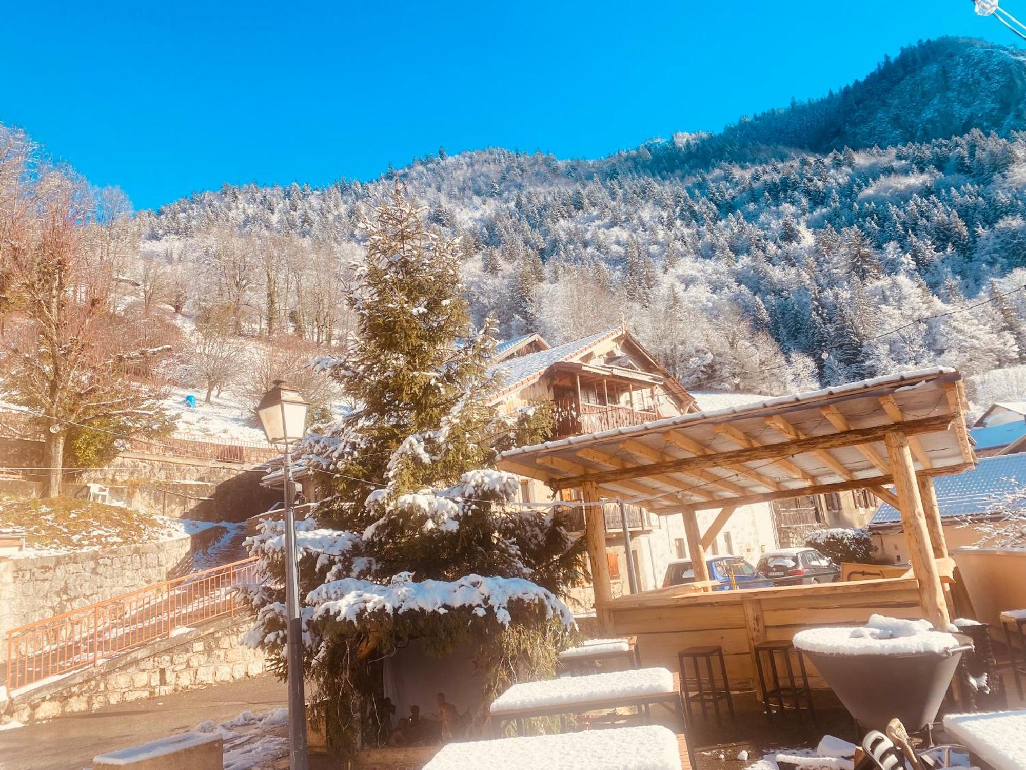 Auberge Le Bois Du Cornet La Forclaz Dış mekan fotoğraf